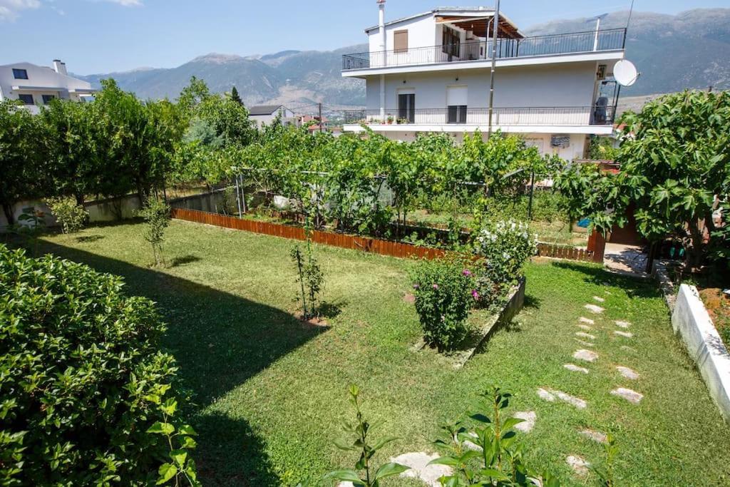 Wooden House In Ioannina Exterior foto